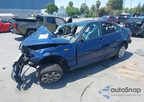 2005 BMW 325I из США, поврежденный, VIN WBAAZ33435KW77417